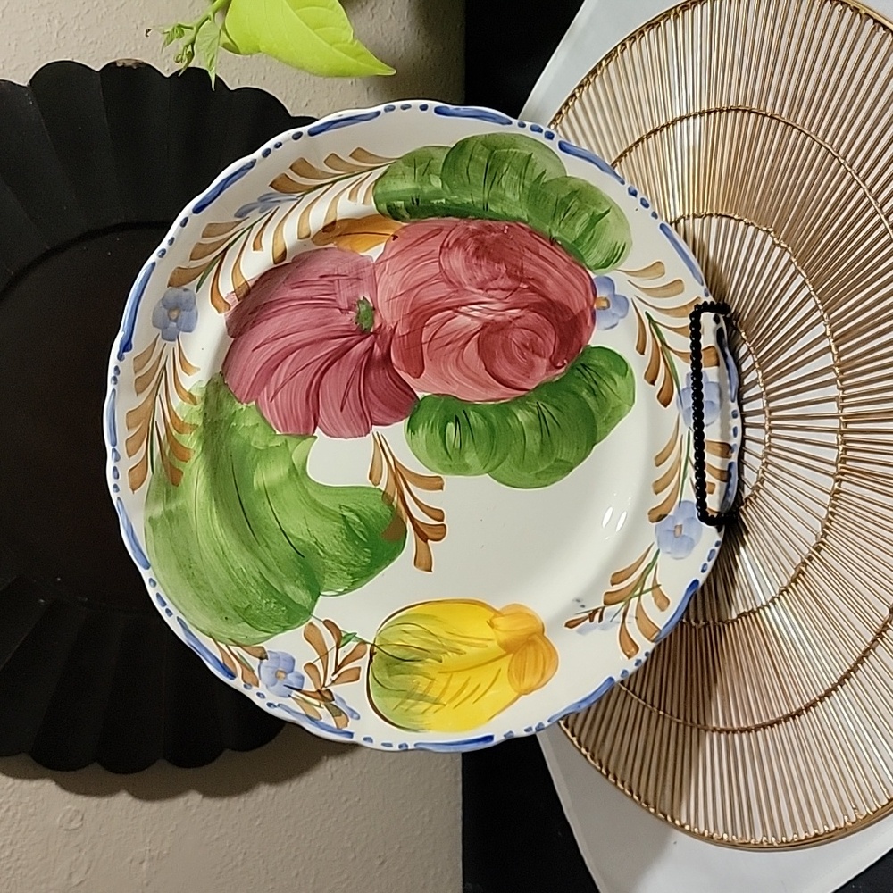 Vintage Belle Fiore Chanticleer Fondeville England 9 3/4" Plate.